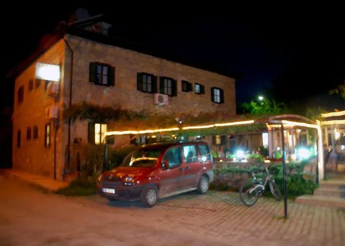 Akasya (adults Only) * Side